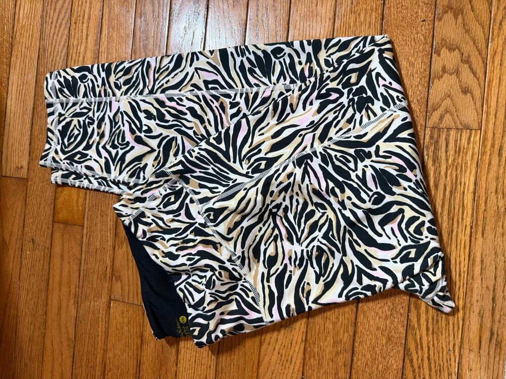 Lilly Pulitzer Luxletic 3/4 Leggings